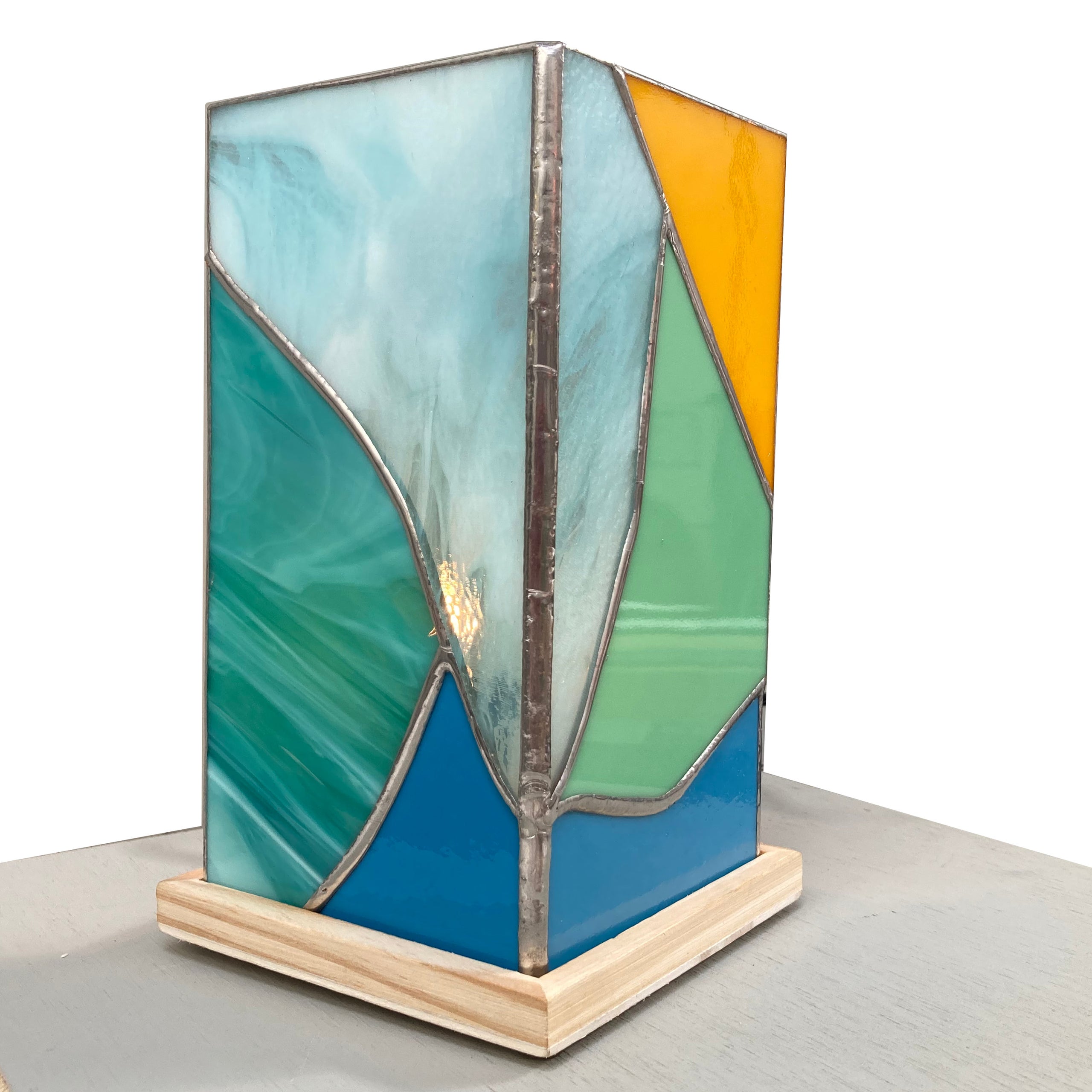 Make a tabletop 4 sided stained glass lamp! Stained Glass Classes for